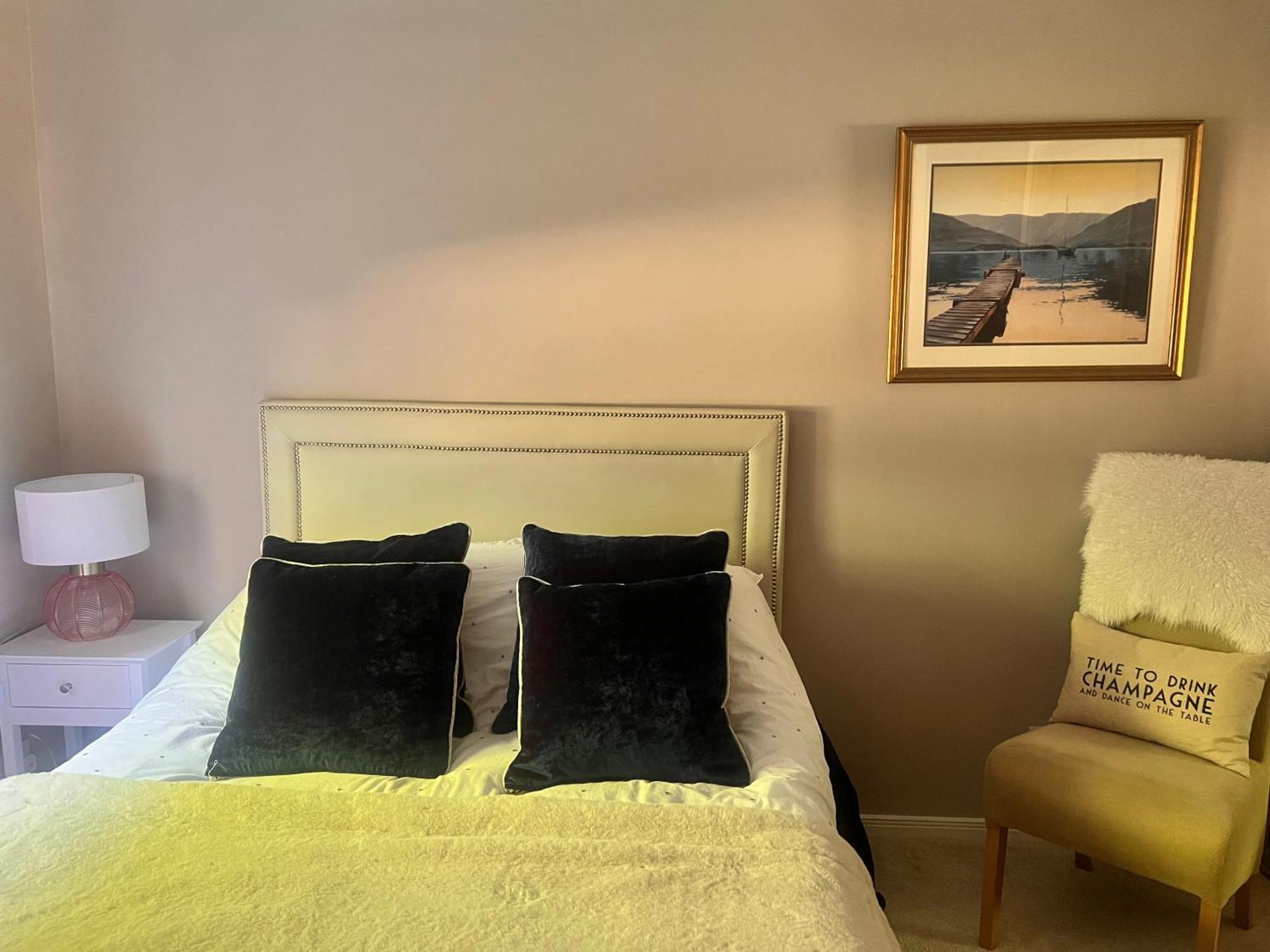 Craigieburn Park Apartment แอเบอร์ดีน ภายนอก รูปภาพ